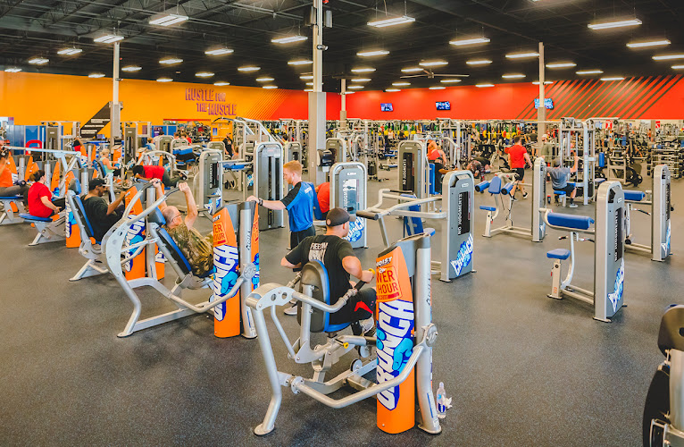 Crunch Fitness – Arlington