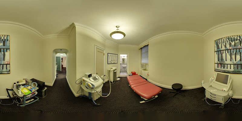 Dr. Bass Plastic Surgery – Manhattan Location