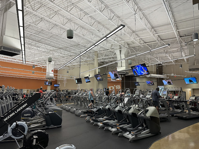 Gold’s Gym Austin Anderson Arbor