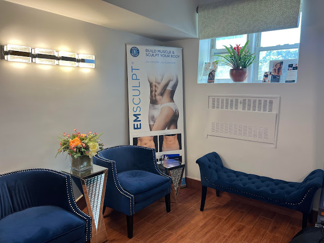 Dr V’s Queens Botox, IV Therapy, Acne Scars, Emsculpt & Hydrafacial Med-Spa