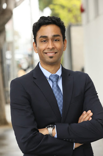 The Center for Eye and Facial Plastic Surgery in Livingston – Dr. Deepak Ramesh