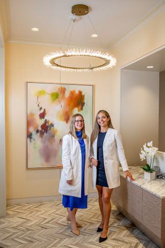 Dr. Haley Bunting, MD
