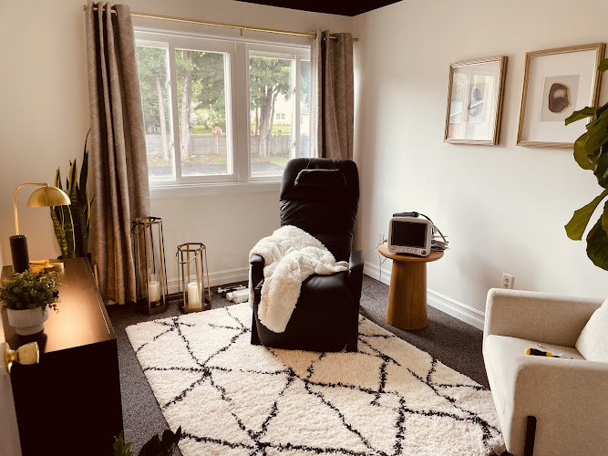 Captivate IV Wellness and Beauty Bar