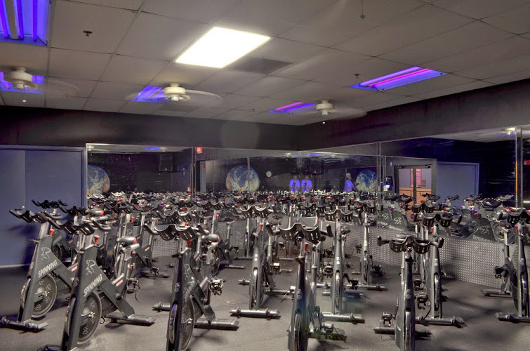 Bailey’s Powerhouse Gym