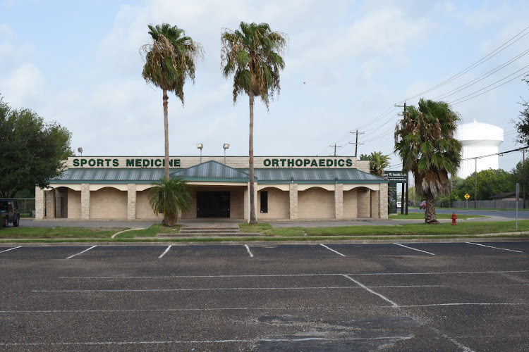 SportsOrtho Surgeon – Gregory W. Smith, M.D.