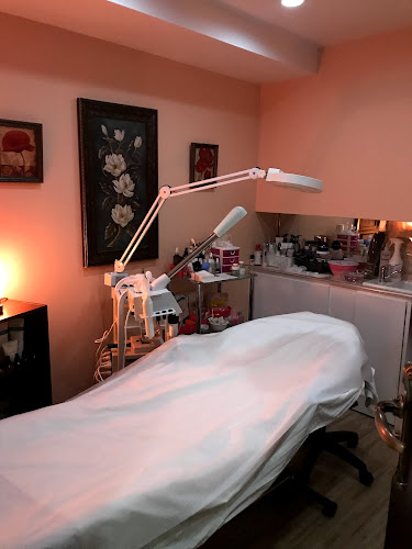 Kingsway Medispa & Wellness Center