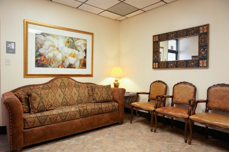 West Texas Plastic Surgery: Joseph M Damiani MD