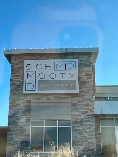 Dr. Robert Schmid, MD, Plastic Surgeon