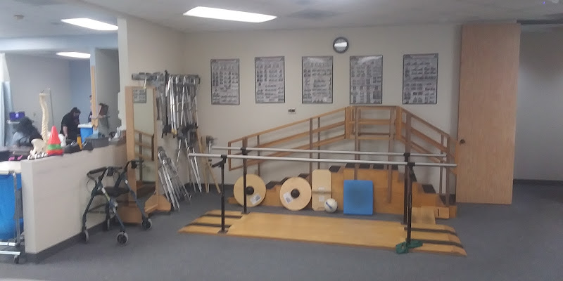 Sports Medicine and Rehabilitation Center at HCA Houston Southeast