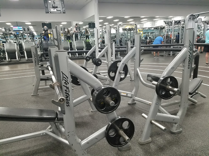 Gold’s Gym Austin South Central